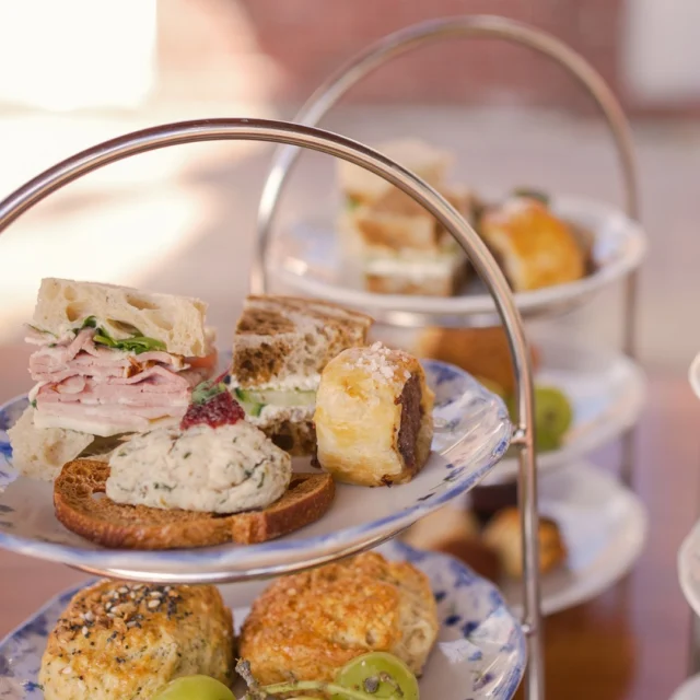 Warm up with our afternoon teathree tiers of delicious bites, from sandwiches to scones and sweets. Whether you prefer regular, vegetarian, or vegan, it's the perfect way to slow down and enjoy the moment.  #afternoontea #teatime #veganfood #glutenfreefood